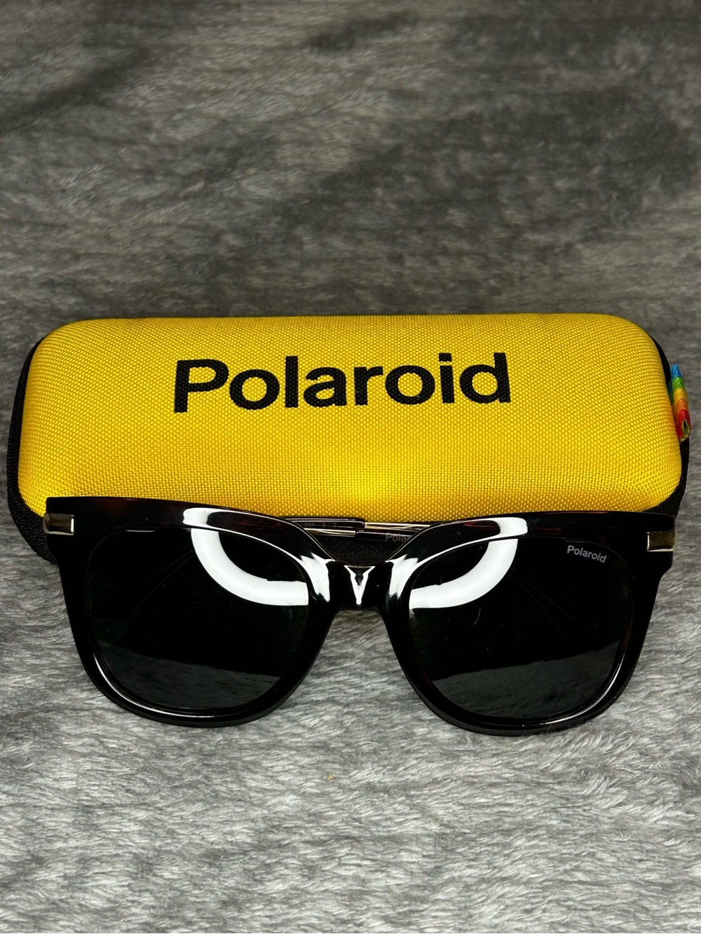 POLAROID PLD6180S Sunglasses Size 58mm with Yellow Case